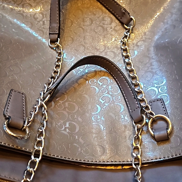 Guess Large Grey Tote Purse - Picture 10 of 10
